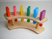 Тактильно-развивающая панель "Разноцветное домино" (6 домино, 1/4 круга) - «globural.ru» - Кировград